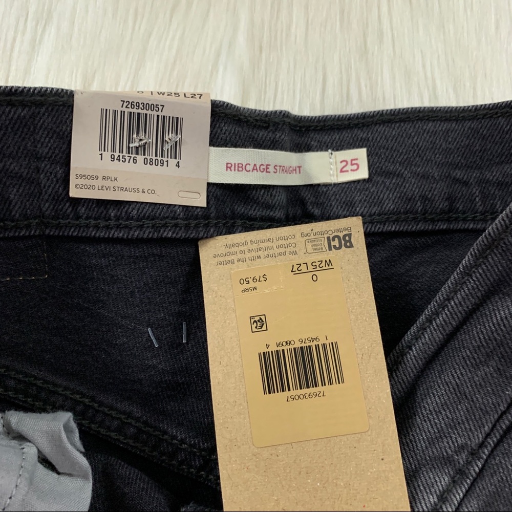 Levi's Worse For Wear Black Ribcage Straight Jeans - Picture 7 of 9